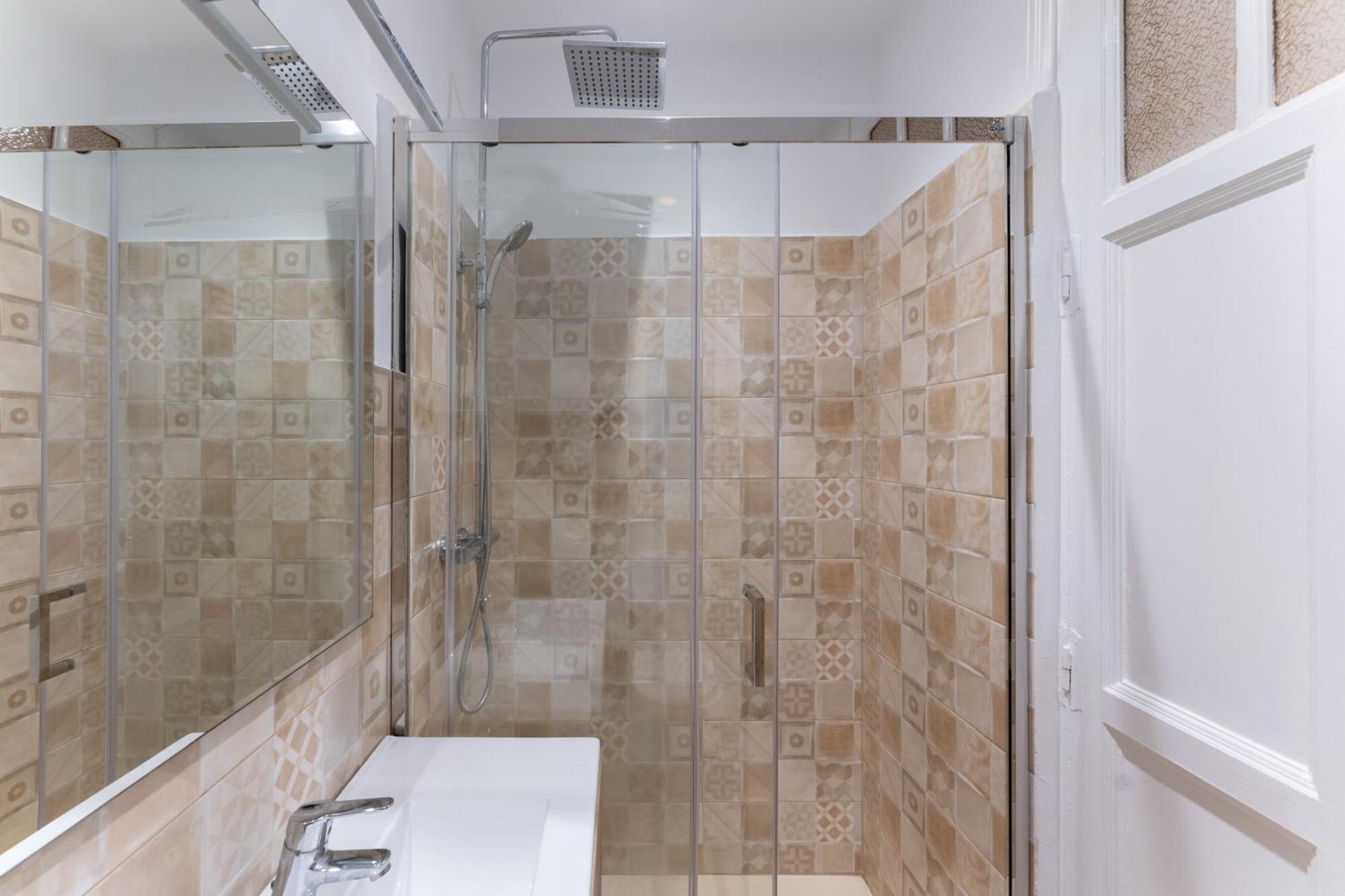 Luxe Apartment In Chamberi Chic مدريد المظهر الخارجي الصورة